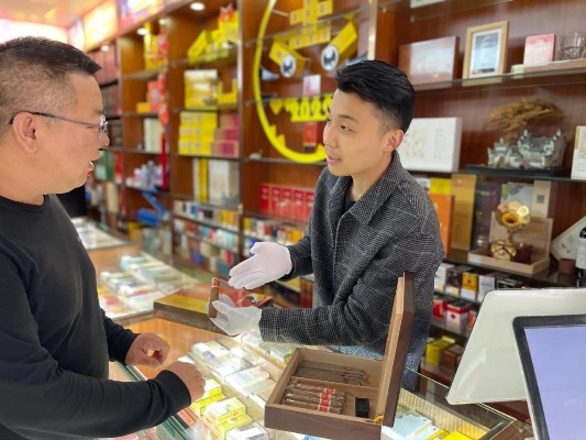 恭贺新禧喜庆烟民：真实体验与一手货源深度剖析