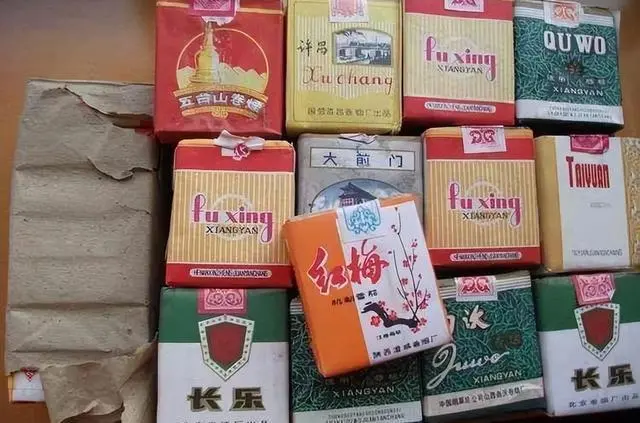 探寻中国绝版香烟：你抽过几种？中华香烟73年历史，老烟民的最爱